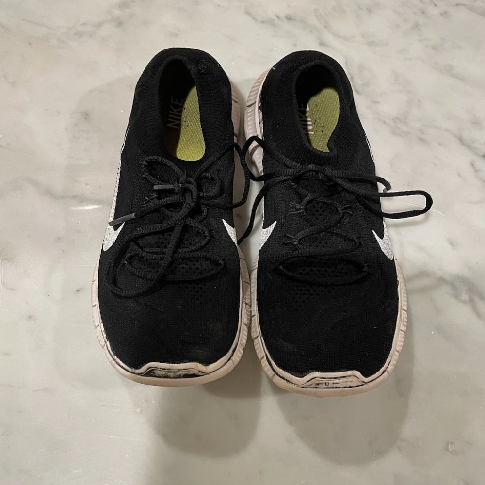 Nike Flyknit 5.0 Women’s Black Running Shoes  Signs of wear- see all photos! Siz